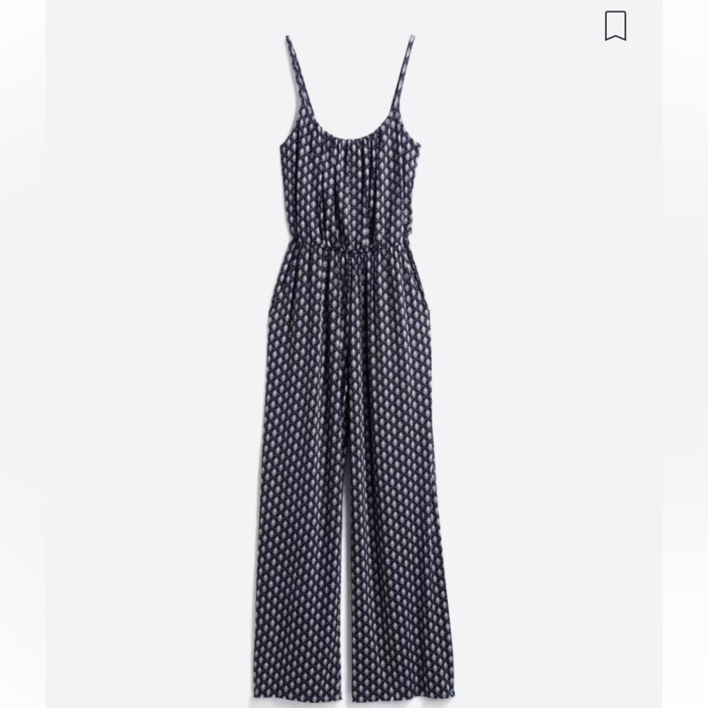 Size M jumpsuit from stitch fix - worn once! Comfy material and very flattering